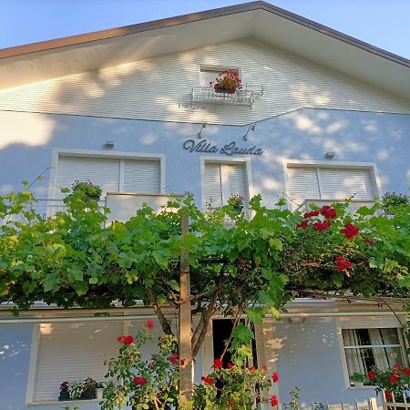 Villa Lauda B&B Rimini Buitenkant foto
