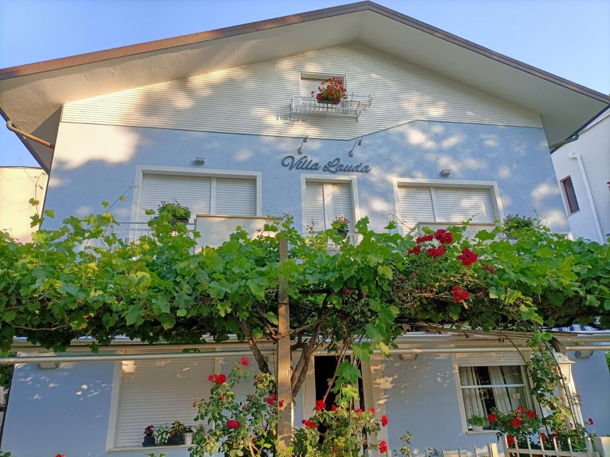 Villa Lauda B&B Rimini Buitenkant foto