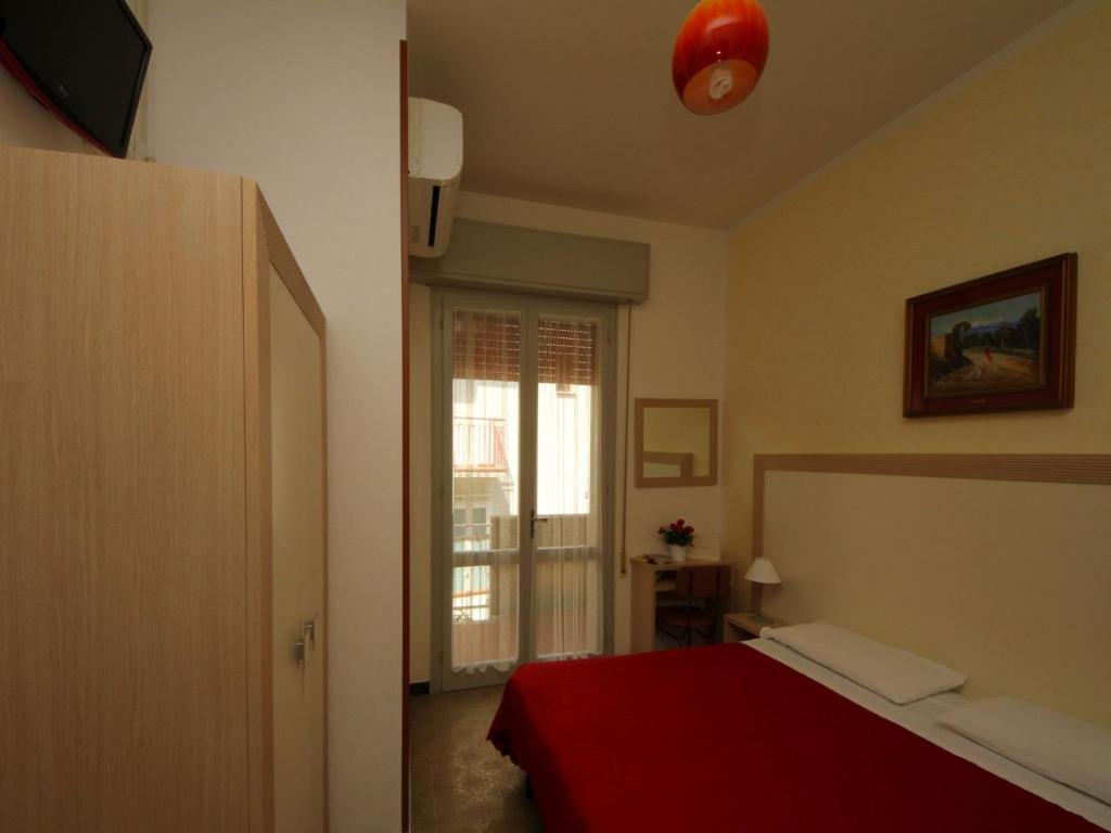Villa Lauda B&B Rimini Kamer foto