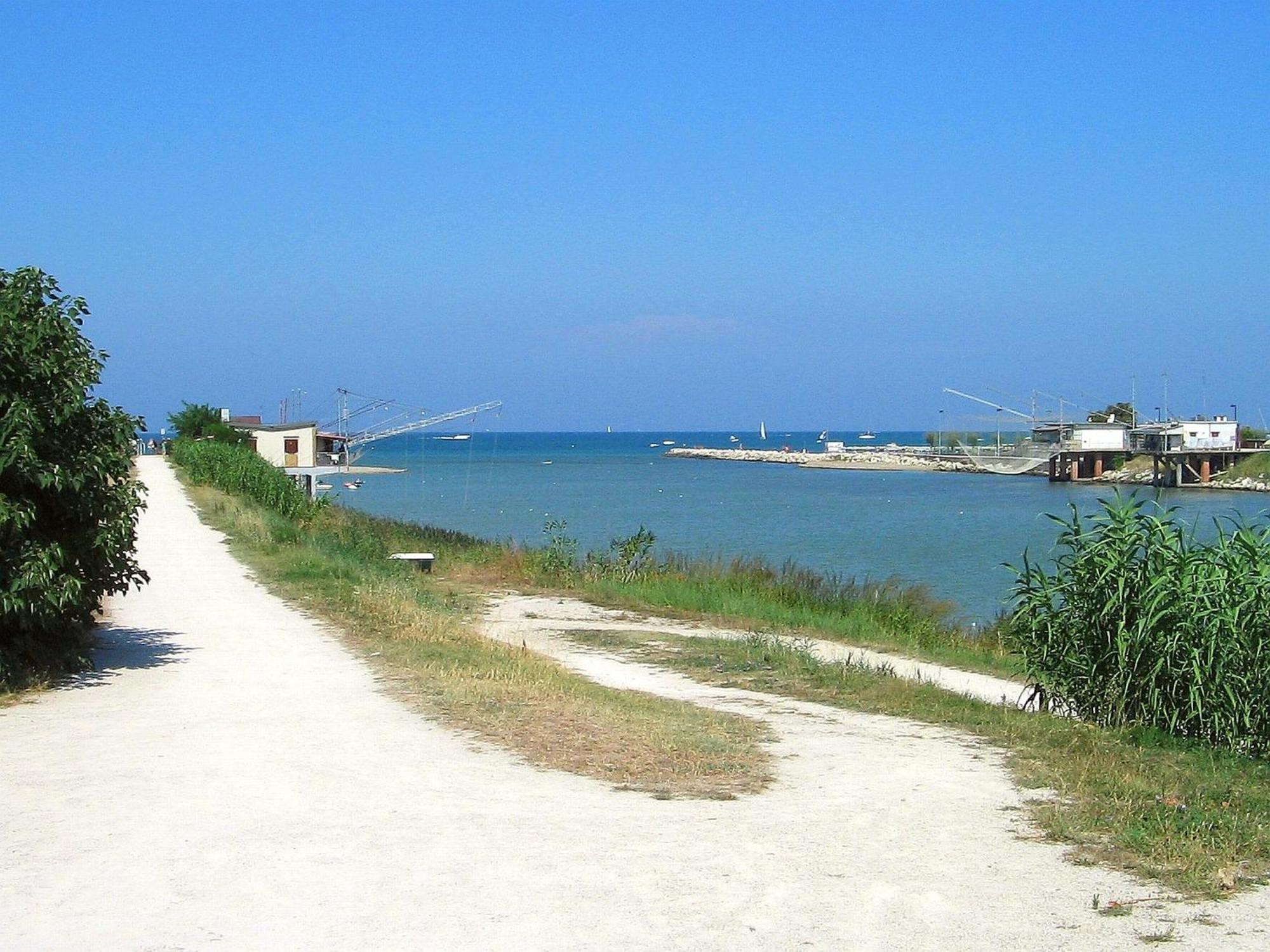 Villa Lauda B&B Rimini Buitenkant foto